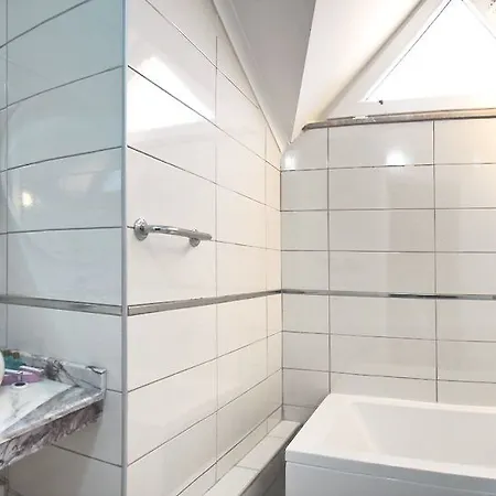 Отель Sahra Su Village & 4*