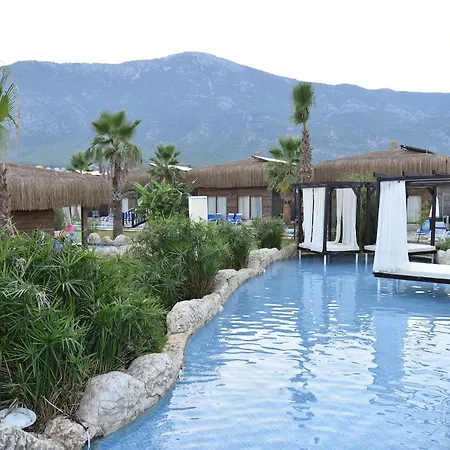 Sahra Su Village & Ολουντενίζ