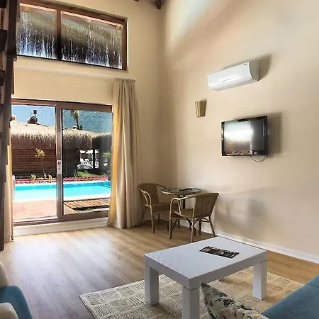 Ξενοδοχείο Sahra Su Village & 4*