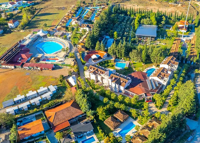 Sahra Su Village &