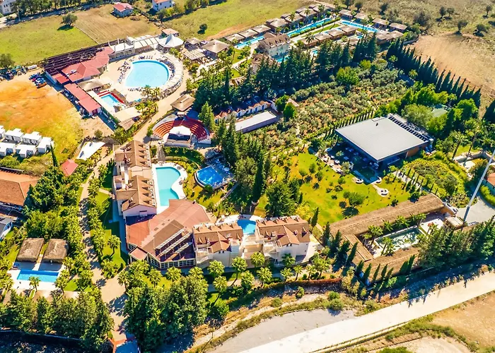 Sahra Su Village & Szálloda 4*